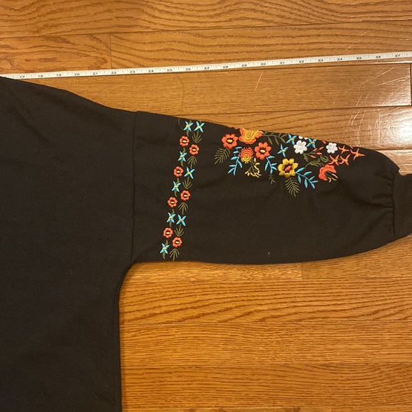 Long, puff sleeve sweatshirt top/dress/tunic style top - Picture 4 of 7